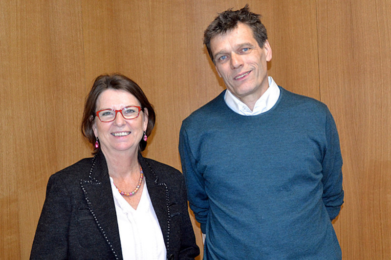 Hessian Minister of Agriculture Priska Hinz and Martin von Mackensen, Head of Farming School at Dottenfelderhof