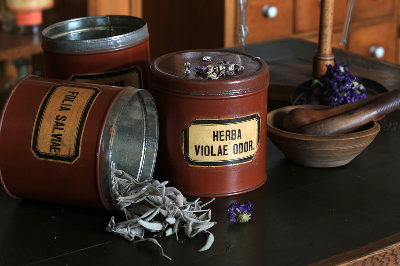 Herbs, mortar and pestle